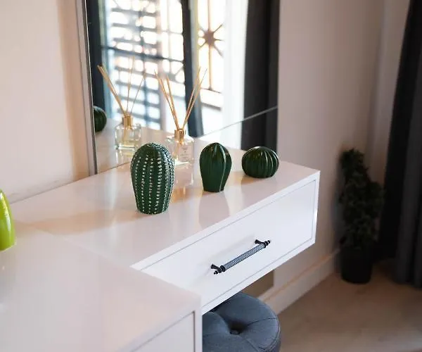 Hotel Nora Butik Ve *